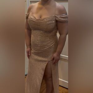 Elegant Sequin Maxi Dress in Gold